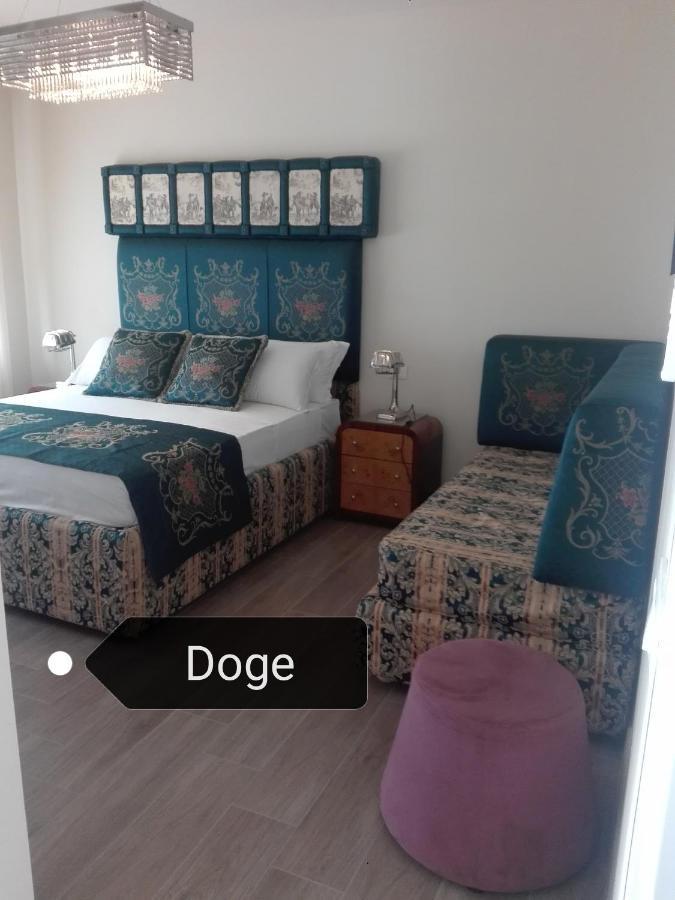 Central Station Rooms Mestre Buitenkant foto