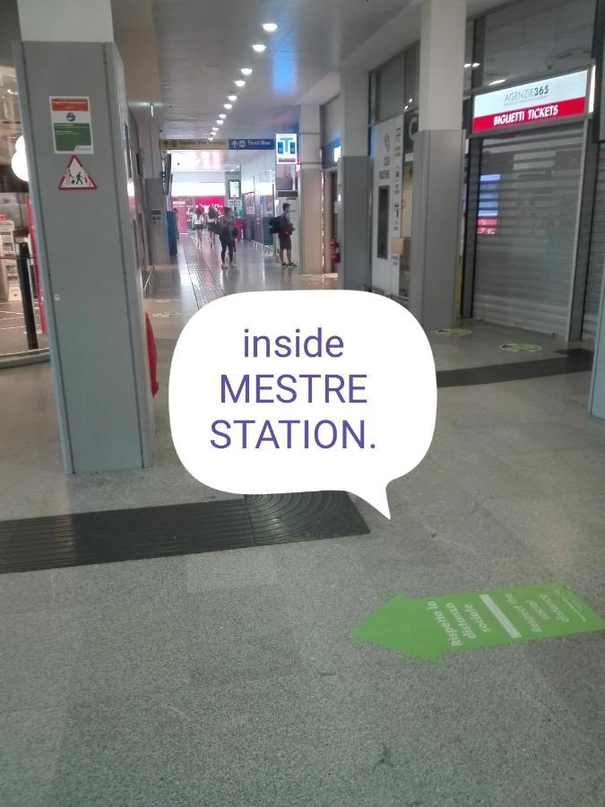 Central Station Rooms Mestre Buitenkant foto