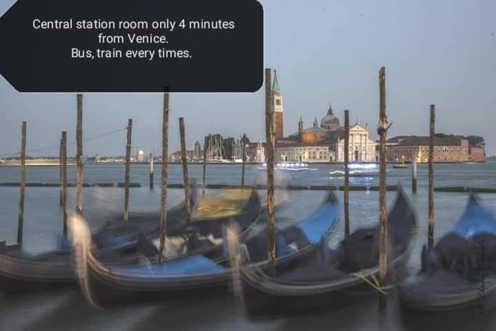 Central Station Rooms Mestre Buitenkant foto